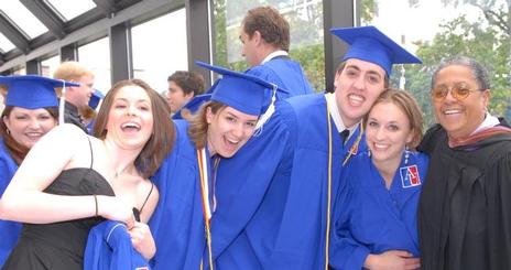 Members of CAS's Class of 2006 get ready for Commencement